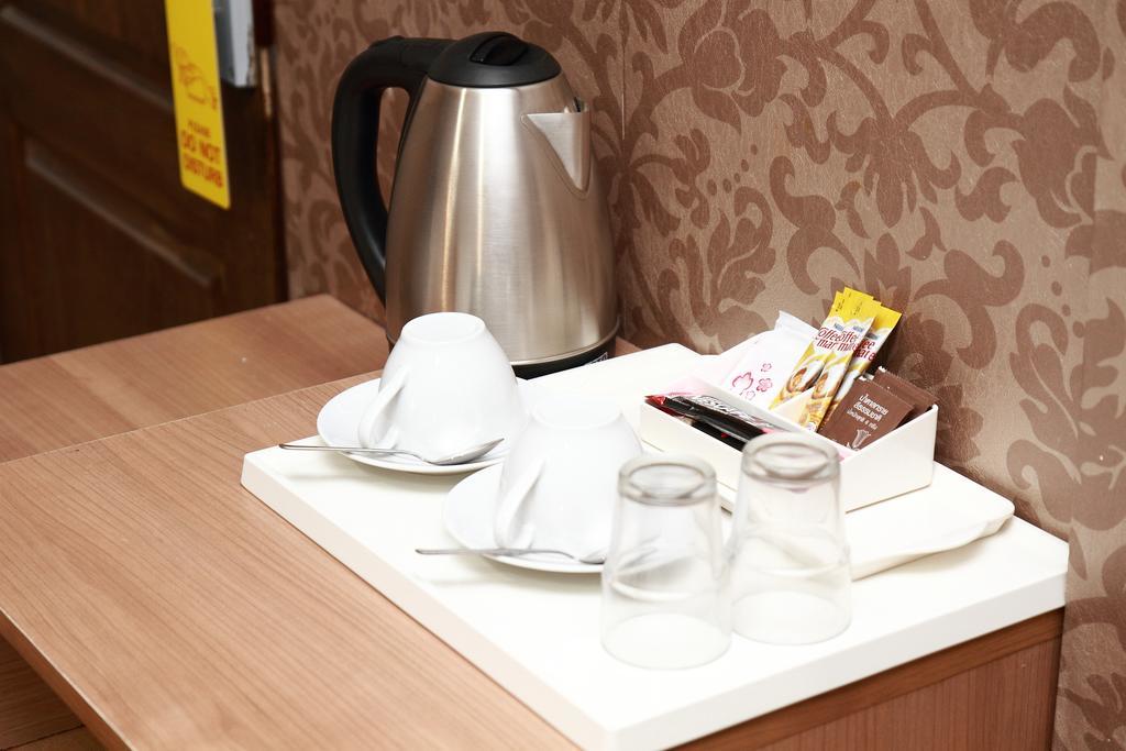Harrys Suite Hotel بانكوك الغرفة الصورة