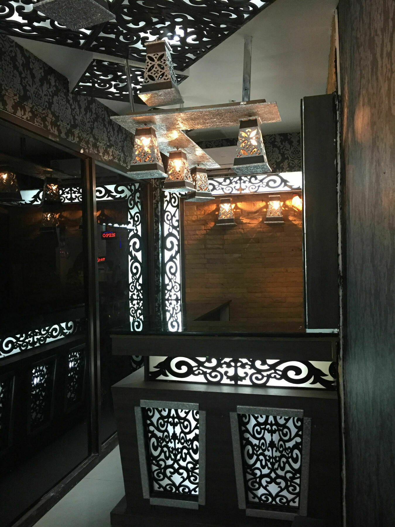 Harrys Suite Hotel بانكوك المظهر الخارجي الصورة