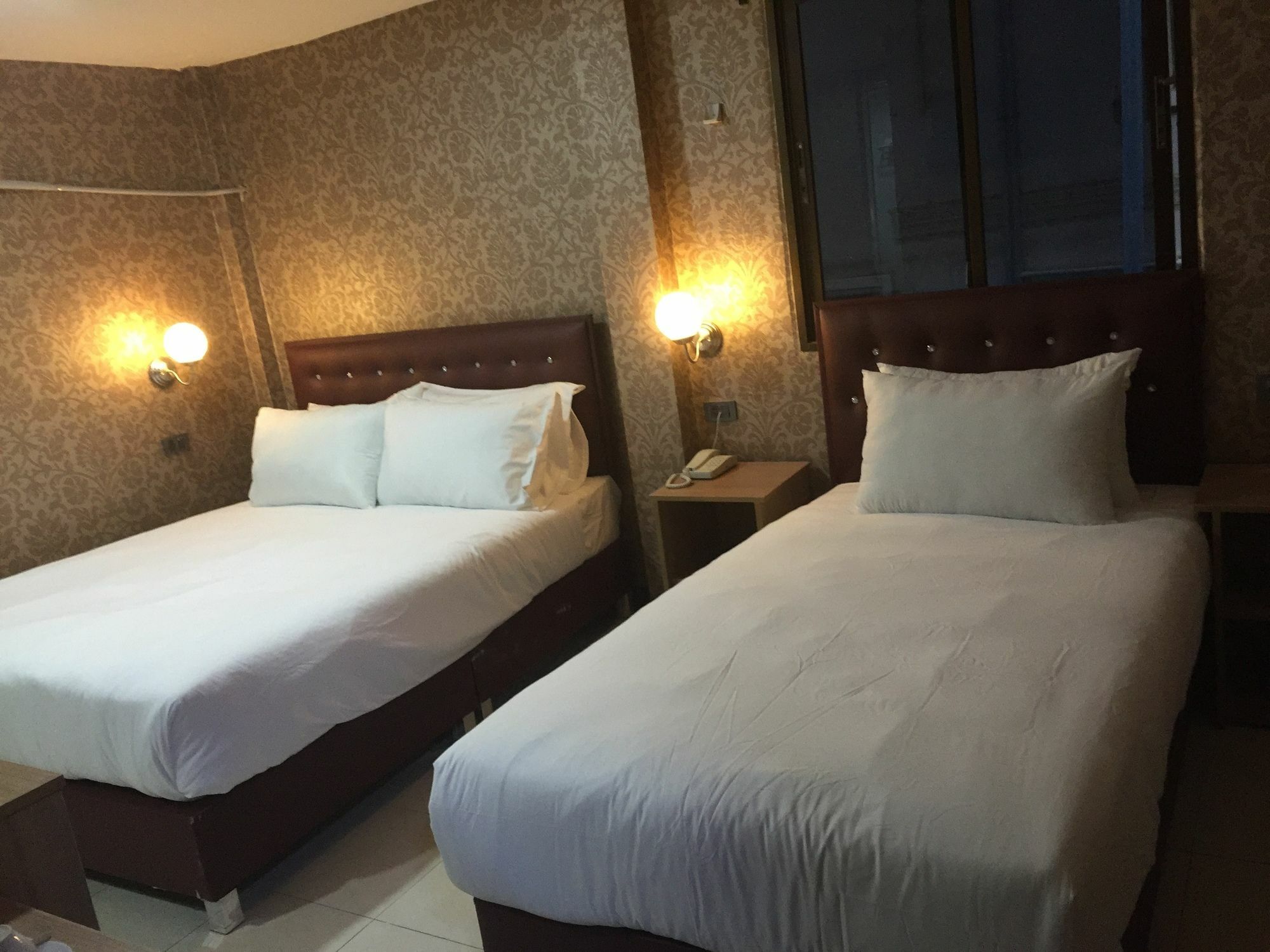 Harrys Suite Hotel بانكوك المظهر الخارجي الصورة